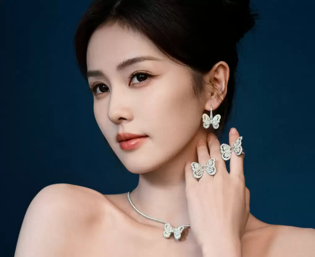 白鹿职称评选细节曝光：和嘎子一起当上三级演员 网友要求公示