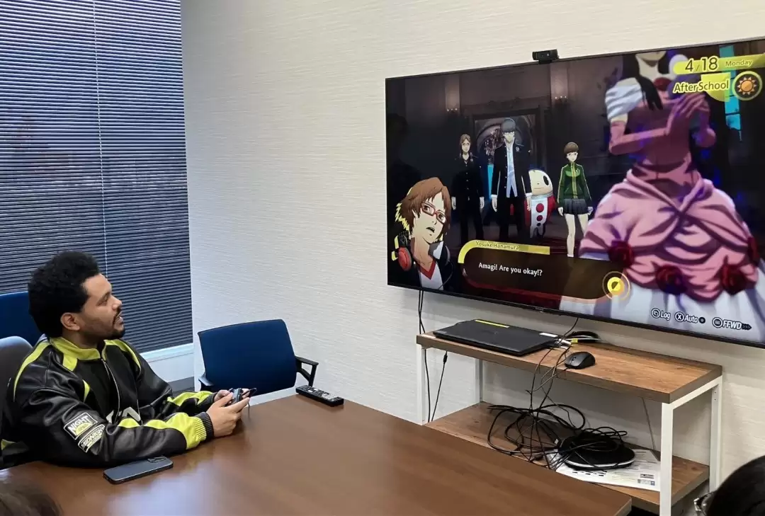 “盆栽哥”威肯参观Atlus总部 提前试玩《P4R》