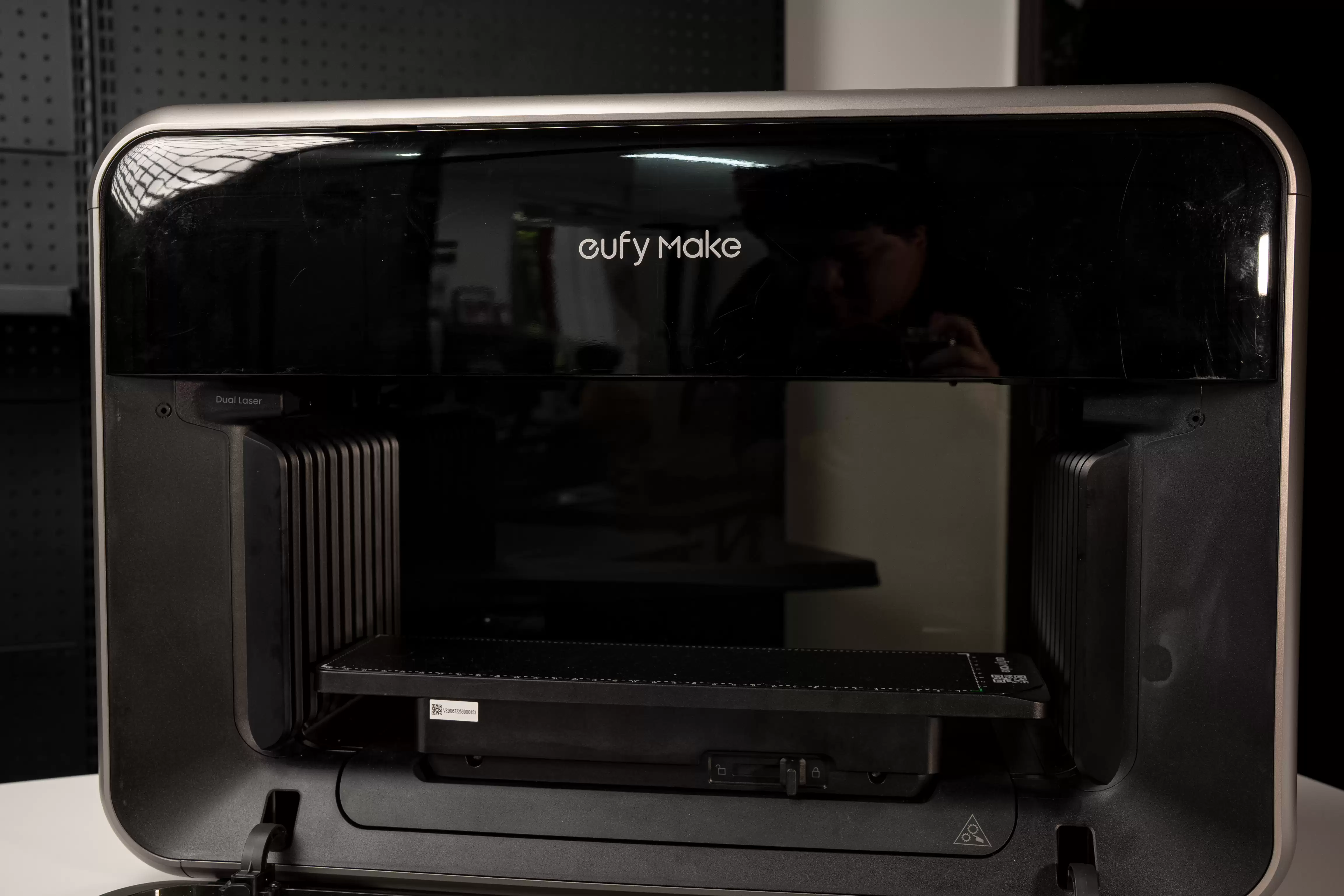 用安克eufymake E1打印了能“摸”的雷科技 我感觉3D UV打印机要火