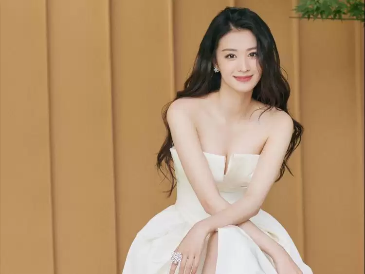 《爱情有烟火》首播上线5位美女：王楚然拉胯点：都压不住女配