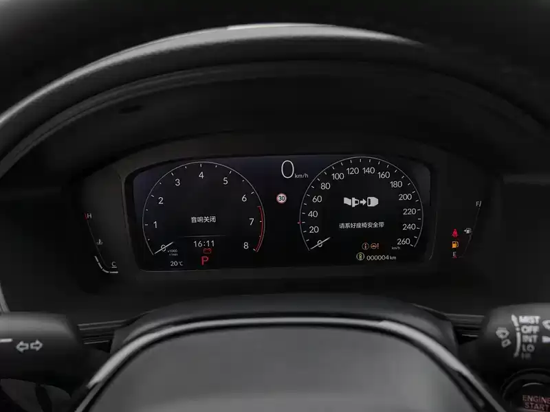 思域全系标配主动刹车：城市通勤更安心
