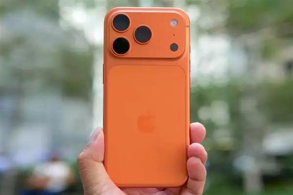 内存成本攀升苹果难扛压力：iPhone或提前涨价 换机宜早不宜迟