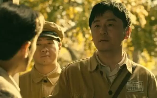 苦等三十年！冯小刚终于把这段历史搬上银幕