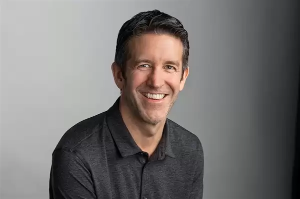 罗永浩曾批评iPhone设计仅算二流 苹果新CEO改变策略：将设计作为第一优先级