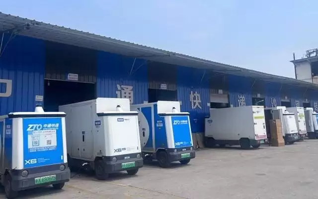大促运力迎来新解法 无人车加速普及变身快递行业标配丨新经济观察