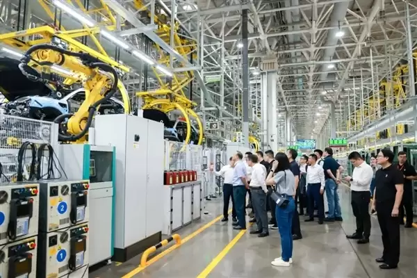 赛力斯董事长张兴海：问界高端底色仰仗宁德时 代电池