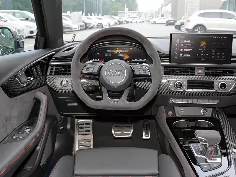 奥迪 RS 4 的隔音效果如何
