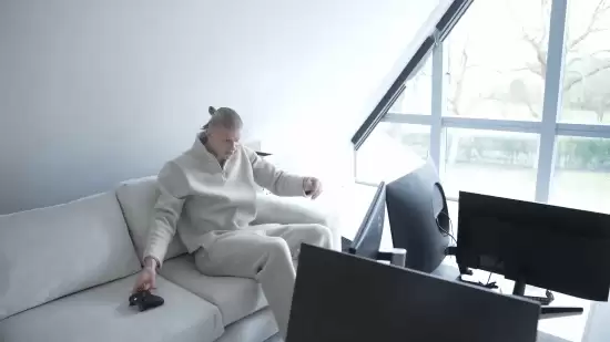哈兰德坦言使命召唤和我的世界是赛训间隙必备减压游戏