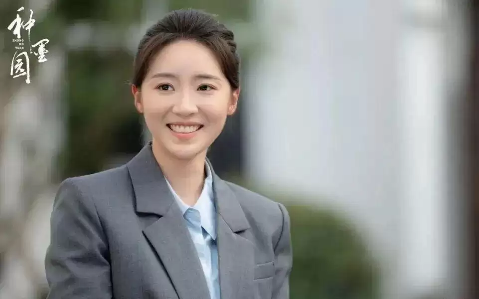 【2026.7.6】白鹿丞磊不对付？《灿若繁星》《野狗骨头》？张月《种墨园》女主？老辈子因戏生情？穿礼服大方自信一些？