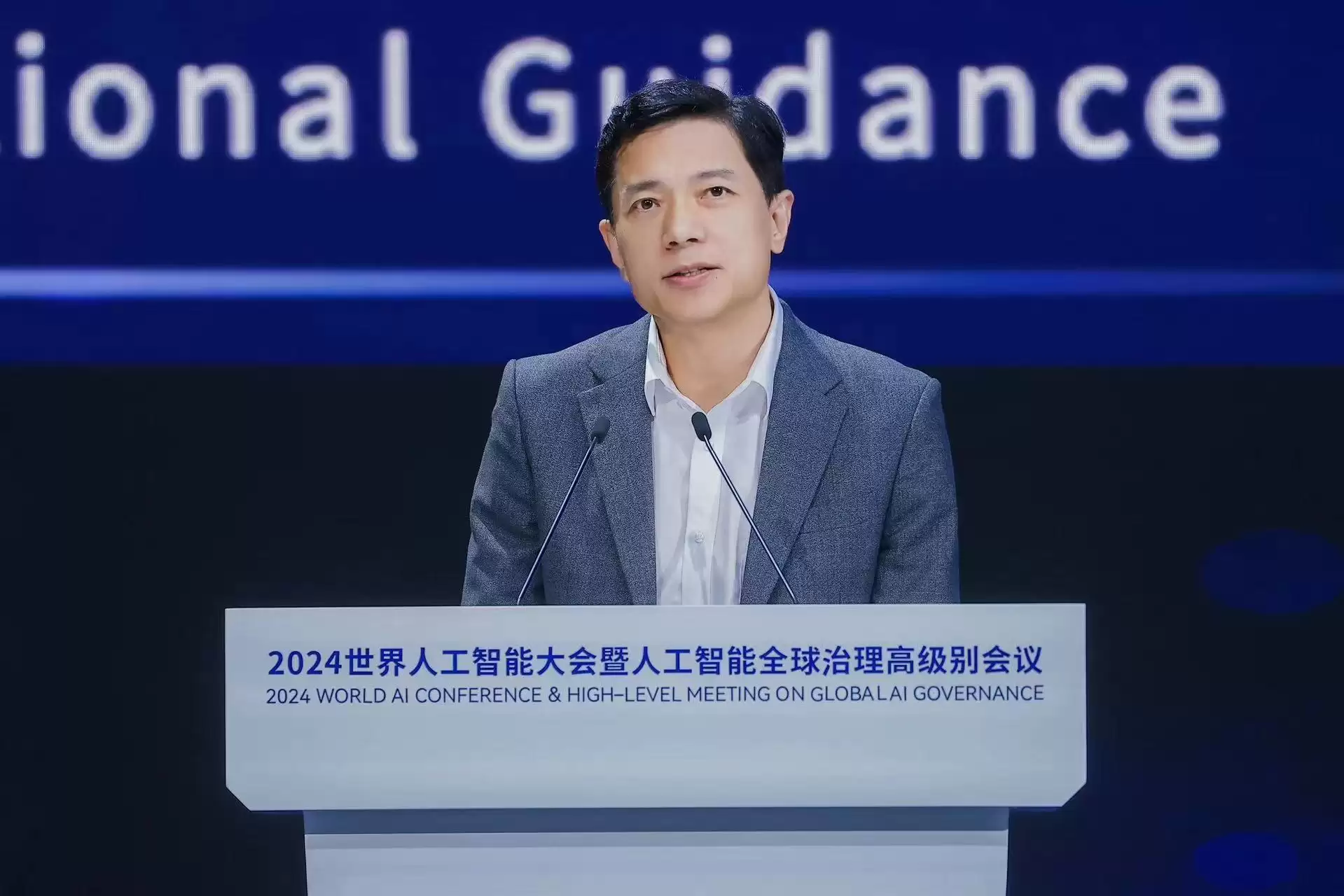 对于百模大战：几乎所有大佬的口风都180 度大转变了吗