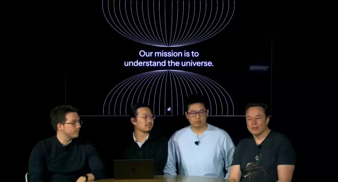 马斯克用20万卡集群:做出了比DeepSeek还强的模型？