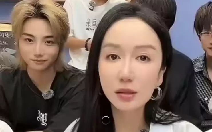 艺人直播讨薪：打黑工的风终于吹到了内娱