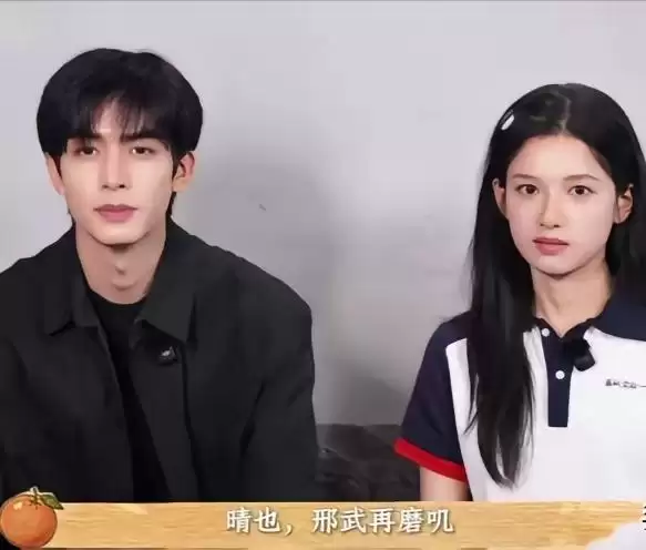 同是大IP现偶：看了《炽夏》看《野狗骨头》：真是没对比就没伤害