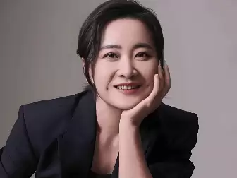 贾玲抄袭解散公司退出春晚 近况曝光咎由自取