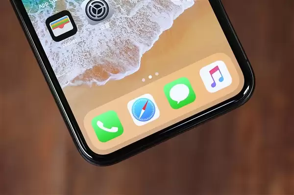 苹果使用Intel工艺代工Mac iPhone芯片：全靠白宫做媒 获关税减免