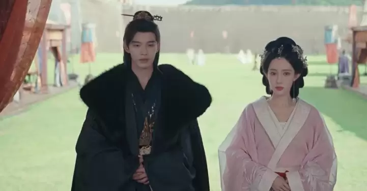 百花杀一段相认戏暴露她演技：演啥都一样演技还僵硬：观众评价一针见血