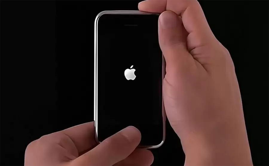 经典落幕：苹果正式关闭iPhone 5等四款老设备“降级路径”