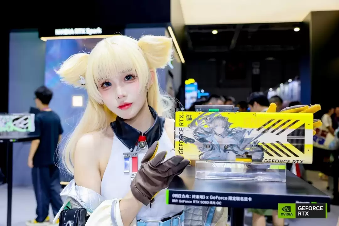 美丽动人！BW 2026英伟达摊位Coser欣赏