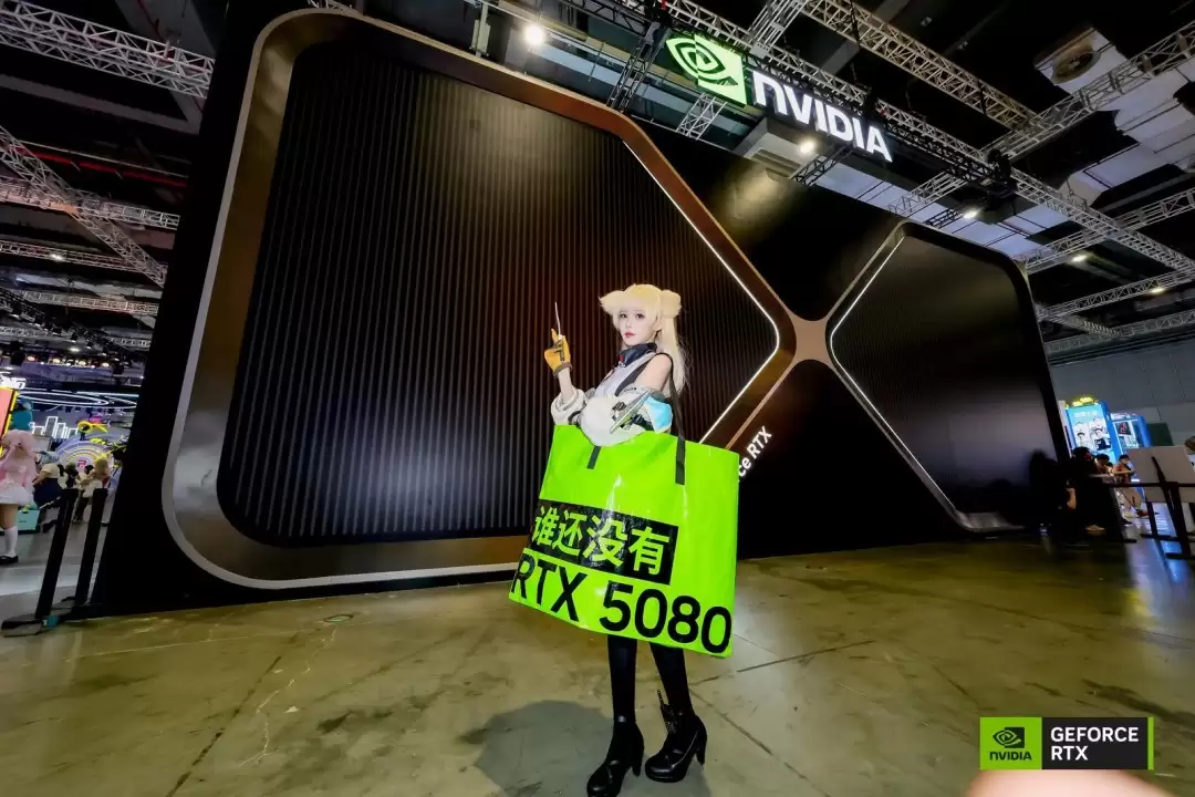 美丽动人！BW 2026英伟达摊位Coser欣赏