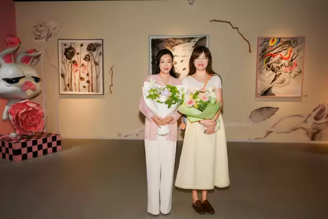 “兔拽拽星河漫游”萌趣互动探索展在京开幕