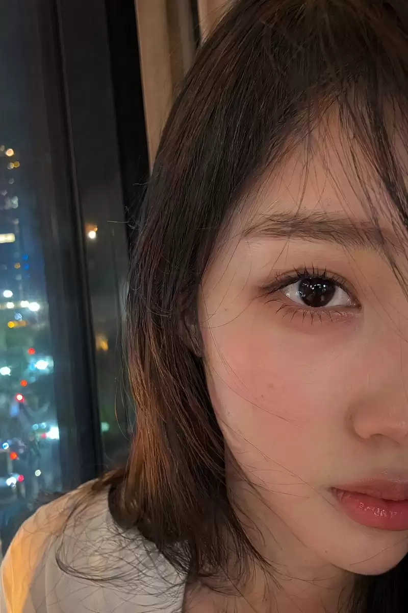 真实感:智能手机自拍特写
