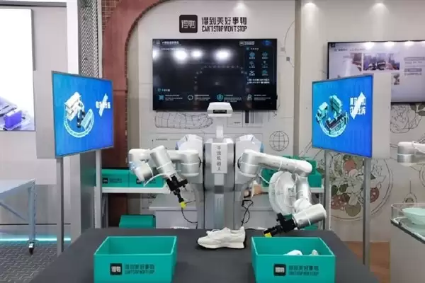 得物携手千觉发布AI鉴别机器人:5秒完成商品真伪判定