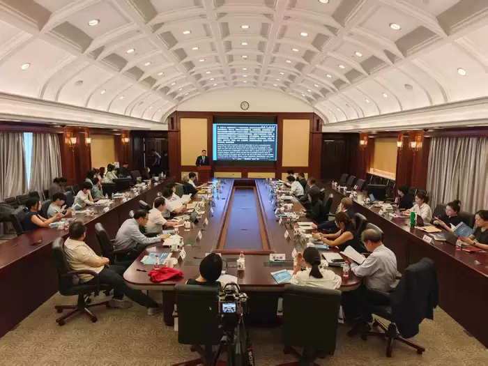 问一次ChatGPT环境代价：金砖智库发布白皮书
