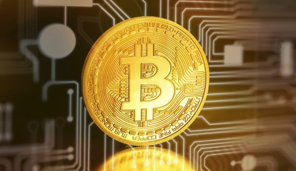 加密货币通用素材,用于说明 U 币交易前先选择正规平台