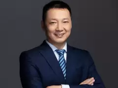 荣耀 CEO 李健AI 应为人类的助力而非替代者
