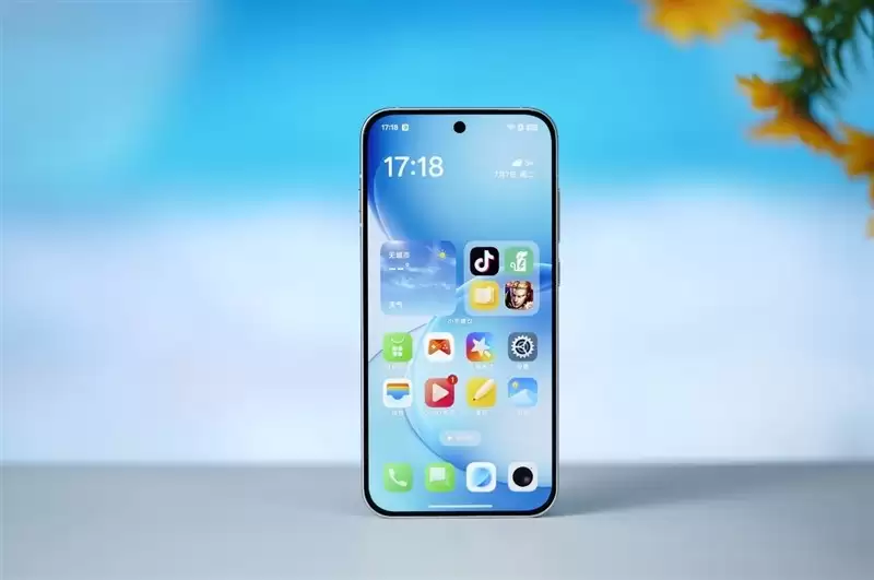 OPPO Reno16首发3D成像薄膜背板：裸眼悬浮星效