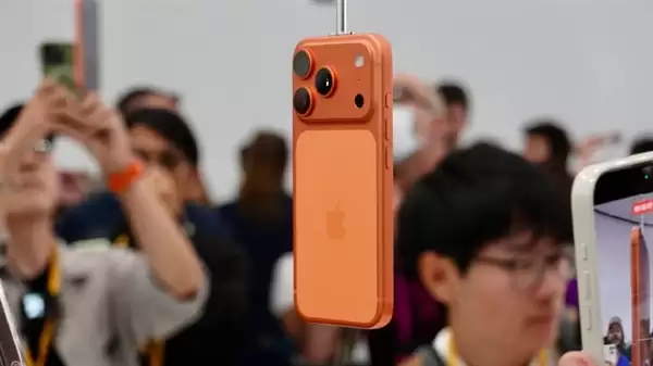 提前看到手机和芯片设计图没用：中国厂商无法造出真苹果iPhone 18