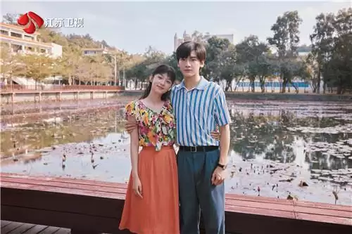 周也翟潇闻闯荡八十年代：你好1983今晚开播