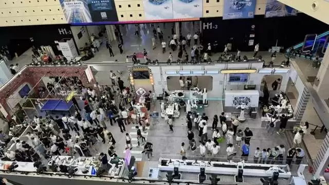 我在WAIC2026看见十大趋势