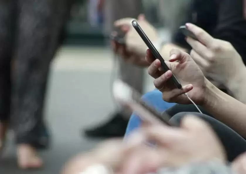 全国首次:特大自然灾害中:用户手机自动切换其他运营商网络