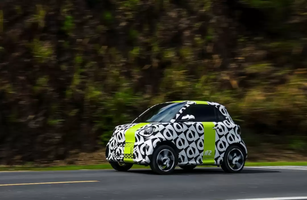 smart经典双座小车回归 精灵2量产版谍照来了：纯电续航400km