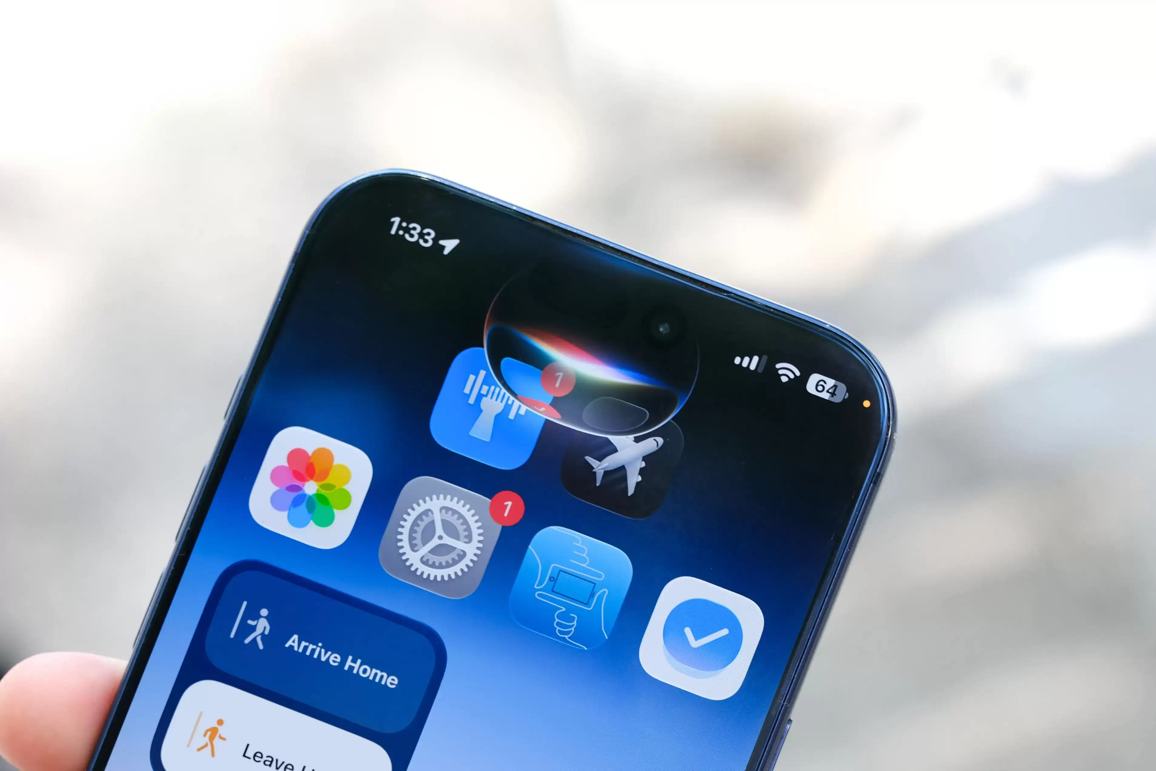 iOS 27 公测版正式发布：Siri AI 正在深度重塑 iPhone 用户体验