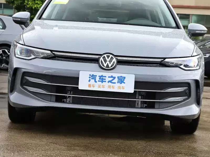 不同年份高尔夫雨刷抬起方法有何不同？