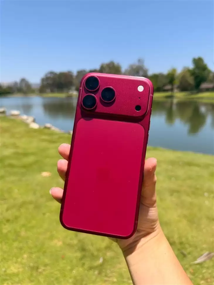 仍需当心掉色 iPhone 18 Pro继续采用铝合金材质