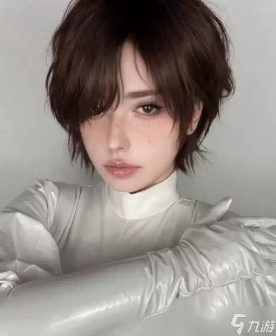 就好这一口!《剑星:血雨》假小子女主真实年龄曝光