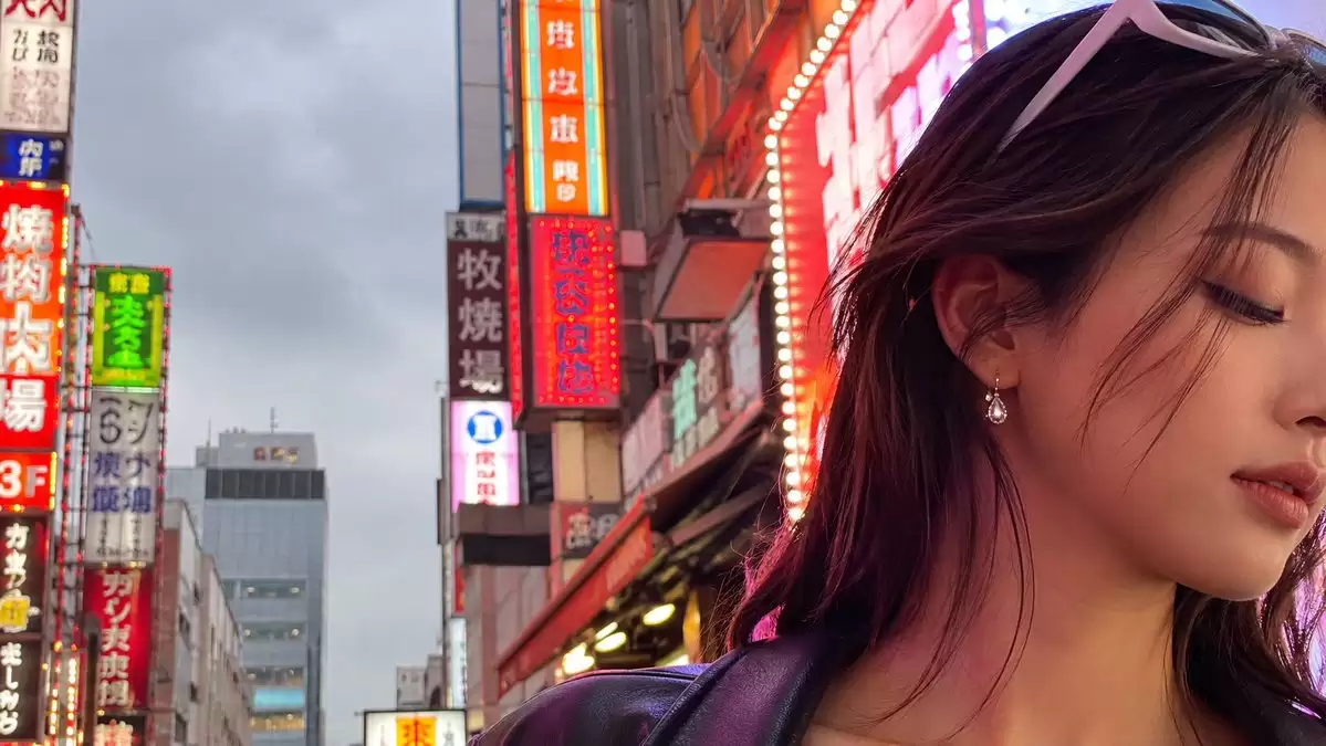 霓虹东京街头肖像