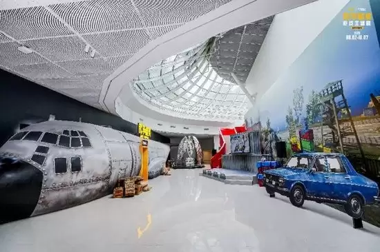 和平精英首次线下展落地上海，8月起北外滩开启七周年青春热血之旅