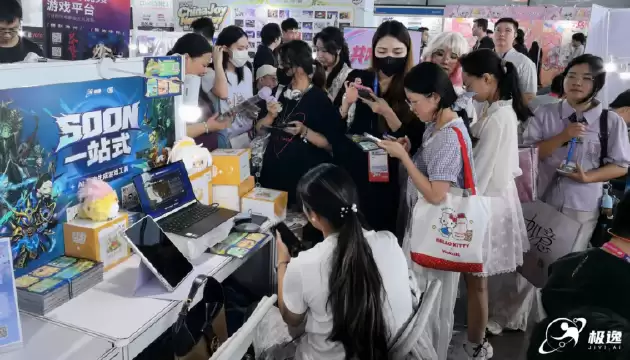 恺英网络携996传奇盒子等三大产品亮相2026 ChinaJoy 沙巴克城、归心城池实景落地展馆