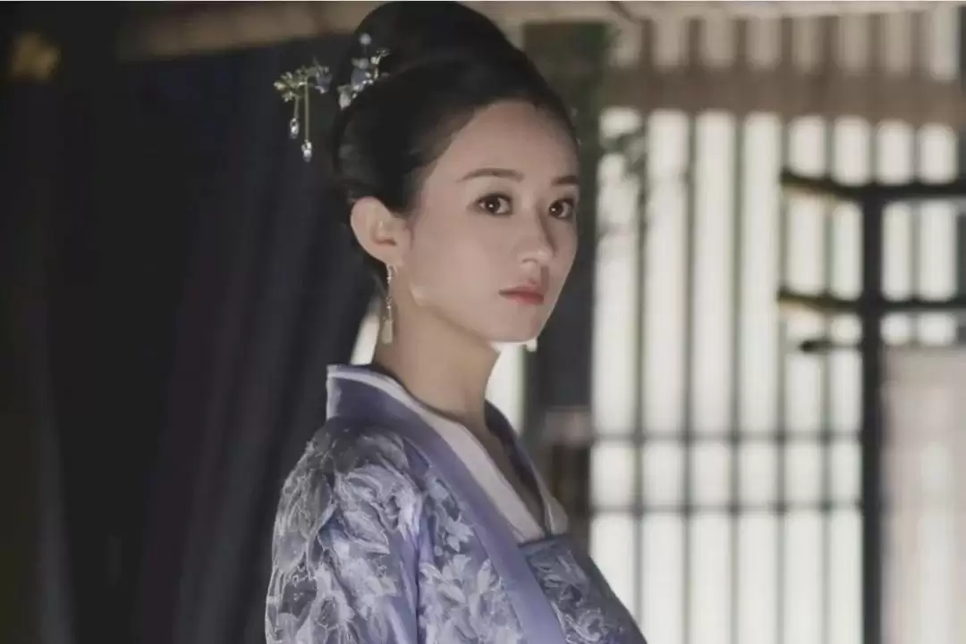 《知否》为什么明兰一个庶女，竟能打败侯府大娘子？不是因为顾廷烨的爱，而是她早已看透：凡事不可太指望别人