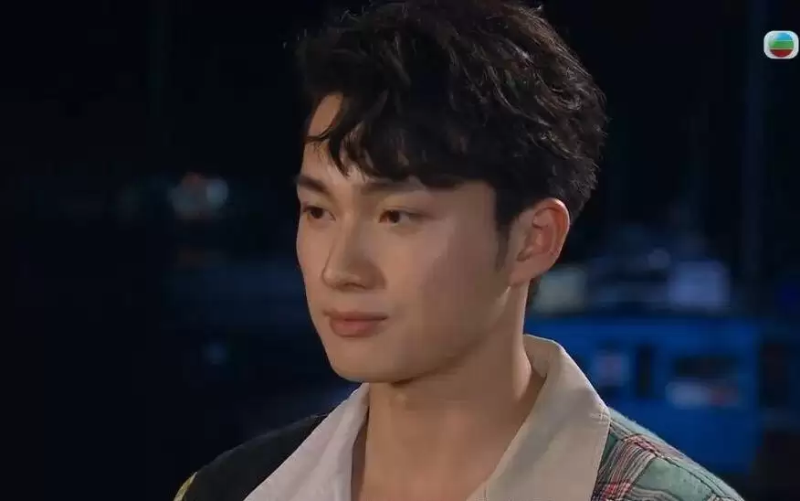 TVB男星陈浚霆疑剧透风素CP结局圆满，观众狂轰编剧：无人想看这对