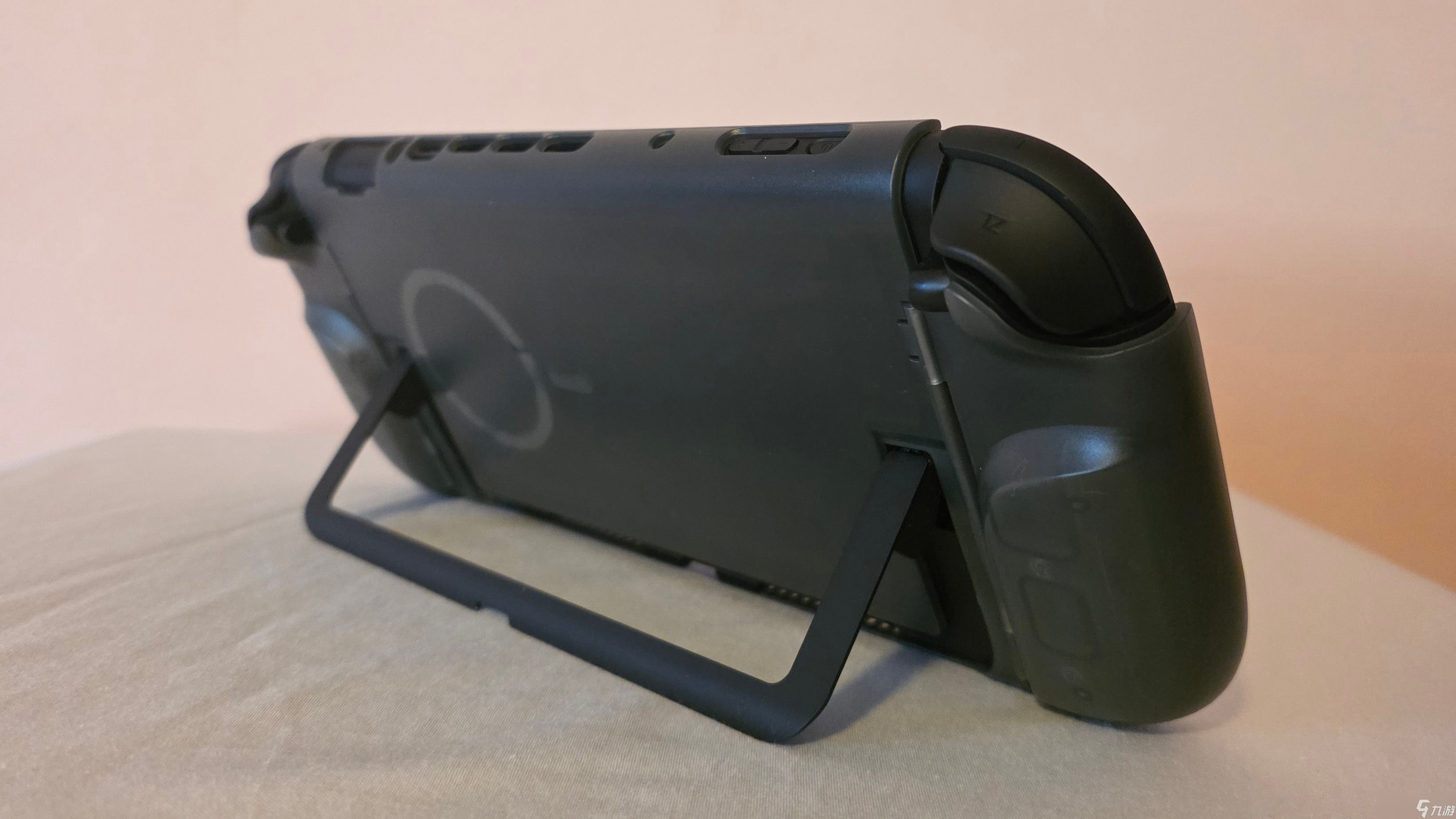 Genki Force Field 2 评测 它是 Switch 2 最理想的握把保护壳吗
