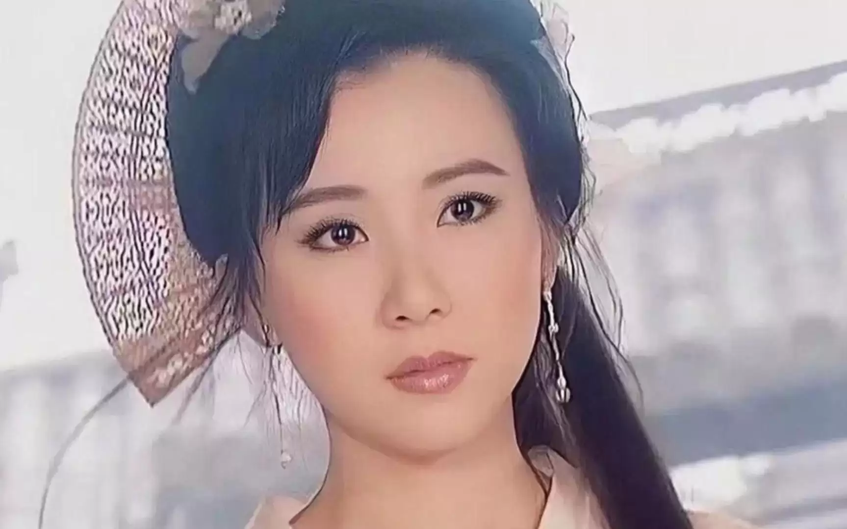 林诗音是兴云庄的女主人，可阖府上下没有一个不骗她，为何？