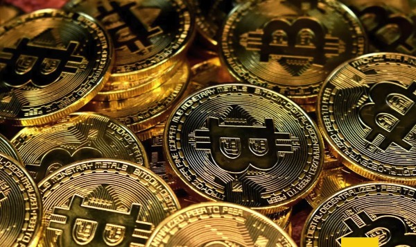 比特币交易软件与主流加密货币 App 选择示意图
