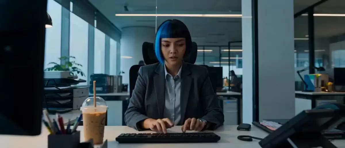 雅加达日落赛博朋克动作大片