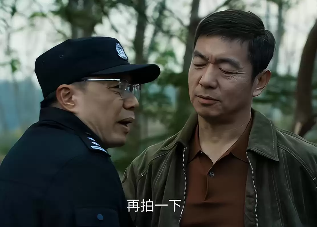 央视《藏锋》：段奕宏肿了，张国强更胖了，我被罕见露面的余男惊艳了