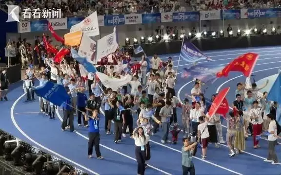 第二届世界人形机器人运动会拉开帷幕